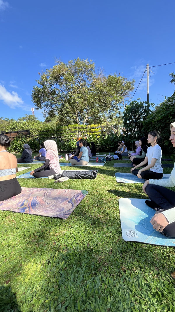 TIPS MEMILIH ALAT YOGA YANG PALING AMAN DAN STABIL UNTUK EVENT MASSAL